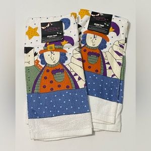 LAST SET! Sonoma Set of Two Halloween Kitchen Towels